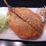 手打ちそば八轟 - 大きいアジフライ