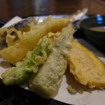 Hokousou - 野菜の揚げたて天ぷら。
