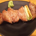 炭火串焼 初代バッジョ - タン元