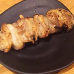 炭火串焼 初代バッジョ - かわ(塩)