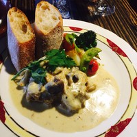 常春 - 中礼内鶏とキノコのフリカッセ