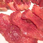 ホルモンとく - タン盛合せ