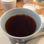 グラン・ヴァニーユ - 紅茶は濃い目のセイロンです