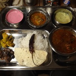 Kalpasi - 南インドのノンベジミールス