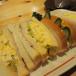 Kohido Koro Komeda Kohiten Nagasaki Tokitsuten - サンドイッチその１