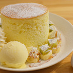 Cafe202 - 極厚パンケーキデラックス１