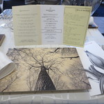 樹木柄のプレートは一枚一枚絵柄が違います！