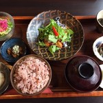 カフェ 七色の風 - 魚のアンカケ定食：1600円