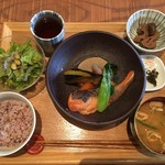 キャトルセゾン旬 - 本日のメイン、甘鮭の漬け置き焼