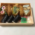 壺屋 - ちくわ稲荷寿し