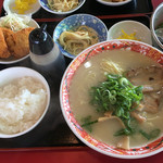 ラーメン大統領 - 塩とんこつラーメンセット