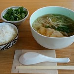 越麺屋 - 「鶏フォー」400円