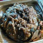 ファミリーマート - 料理写真:★2016・12再訪　炙り焼き　特製ダレの牛カルビ重　498円