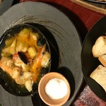 居酒屋 みわちゃん - 魚介アヒージョ