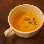 クアドリフォーリオ - 南瓜のスープ