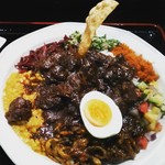 ヌワラ カデ