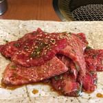 焼肉の三是 - 