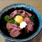 元祖 広島牛骨醤油ラーメン 大嵐 - ローストビーフ丼(小)