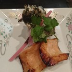 金太楼 - カジキの照り焼きとサザエのエスカルゴ風