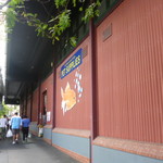 South Melbourne Market - 倉庫みたい