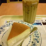 ドトールコーヒーショップ - チーズケーキ＋カフェラテ