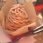 Pathisuri Roku - モンブラン。メレンゲが程良く甘くマロンクリームは上品な甘さ。ココア？のタルト生地が美味。