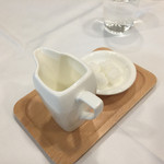 LE CIEL - コーヒーセット。ミルクとシュガー。