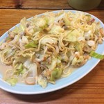 かも料理　まりも本店 - 皿うどんダブルは楕円形のお皿