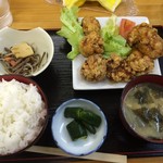 天笑 - 唐揚げ定食