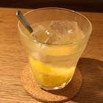 Bar QuelloQuella - 自家製ウメッシュ　レモン味480円（税別）