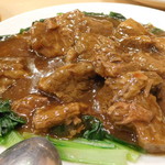 鳳琴樓 - 牛バラ肉の醤油煮