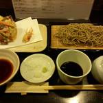 十割蕎麦みかあさ - かき揚げと富倉蕎麦。