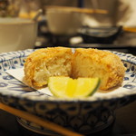 乃り英 - 松葉かにのコロッケ
      
      2016.12撮影