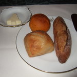 キュイジーヌ フランセーズ ジェイジェイ - ３種のパン
