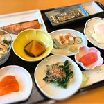 旅館 かもめ荘 - 二日目の朝ごはん