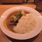 Kareshoppu Shi Ando Shi - グリルチキンと温野菜のカレー