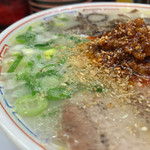 元祖 名島亭 - とんこつにはごまだ！  ブチまけろ！  #BCMKR!  #食べログ的に撮るとこうなる。 