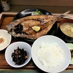 Yamadaya - あじ焼魚定食　800円