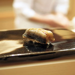 日本橋蛎殻町 すぎた - 長崎の穴子の握り（ツメ）