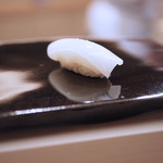 日本橋蛎殻町 すぎた - 鹿児島いずみの墨烏賊の握り