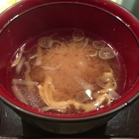 伊豆の旬 やんも 丸の内店 - 味噌汁