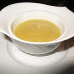 横浜うかい亭 - 3. 栗のスープ