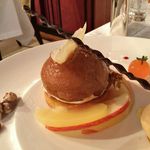 資生堂パーラー - 青森県 おりかさ蜜ツ星農園産りんごの“タルトタタン”