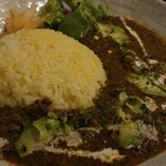 SPICY CURRY 魯珈 - 限定カレー ほうれん草とアボカドのカレー