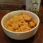 練馬缶詰バー - パエリア缶。隠れたところで意外と具だくさん