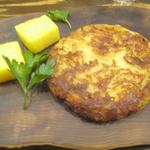 トラットリア ダ コヴィーノ - チーズと細く切ったジャガイモ？