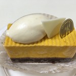 菓匠 幹栄 × Cafe Latte 57℃ - ポティロン　360円　