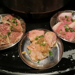 立喰☆焼肉 - お肉がどんどん来るよ