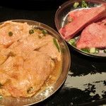 立喰☆焼肉 - 左はおっぱい