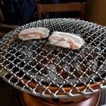 炭火焼肉・韓国料理 KollaBo - サッと炙るよ！